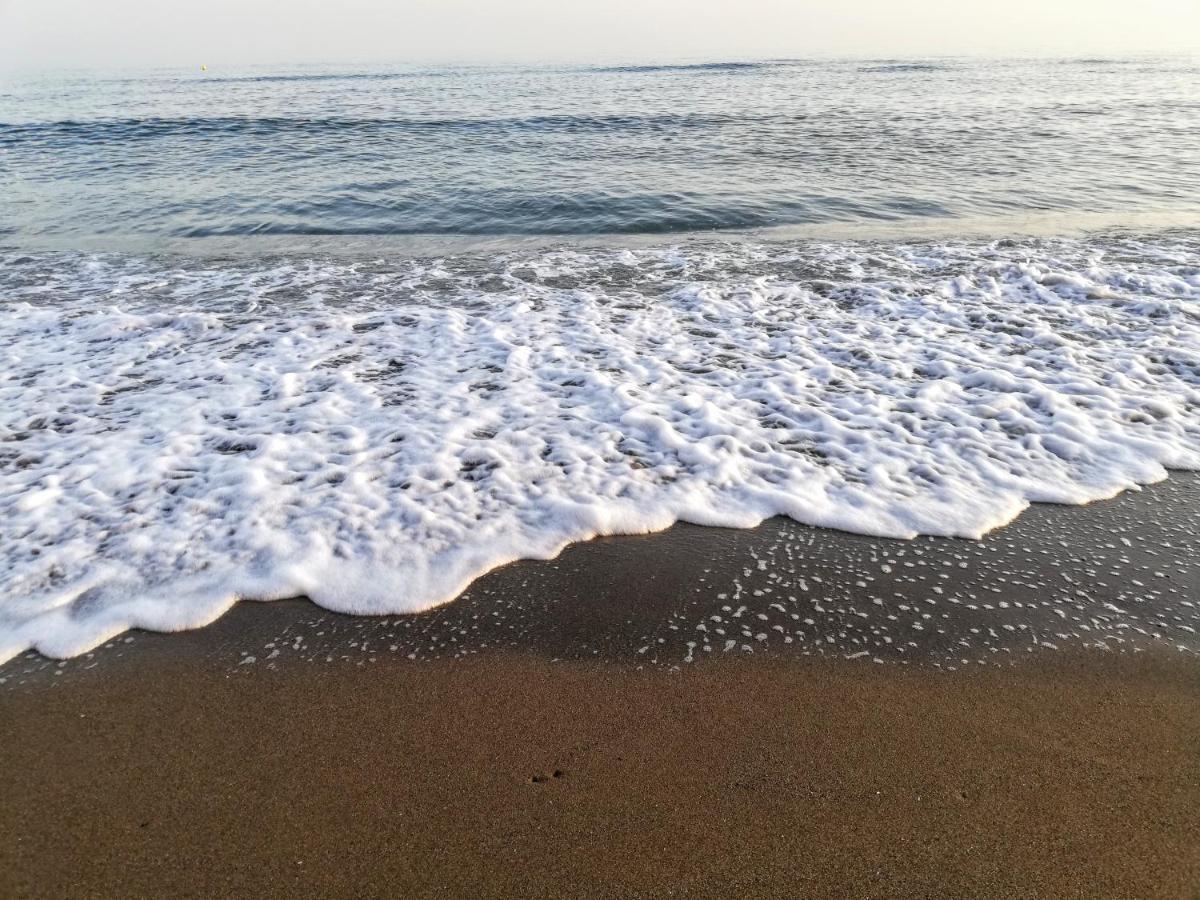 Apartamento Mar Azul, Primera Linea De Playa Ситио-де-Калаонда Экстерьер фото